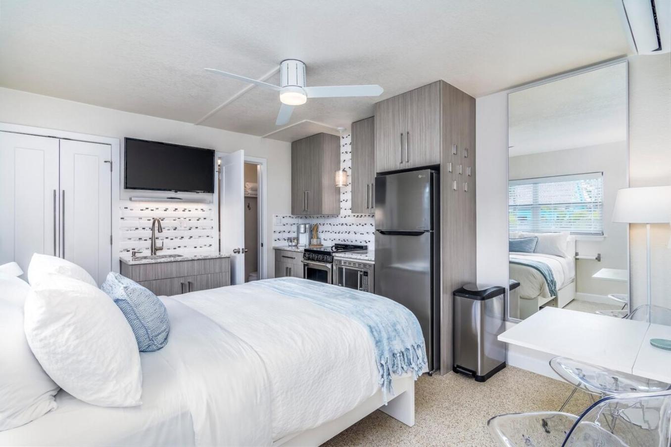 Boutique Vacation Rental Complex At Beach Cocoa Beach Eksteriør billede