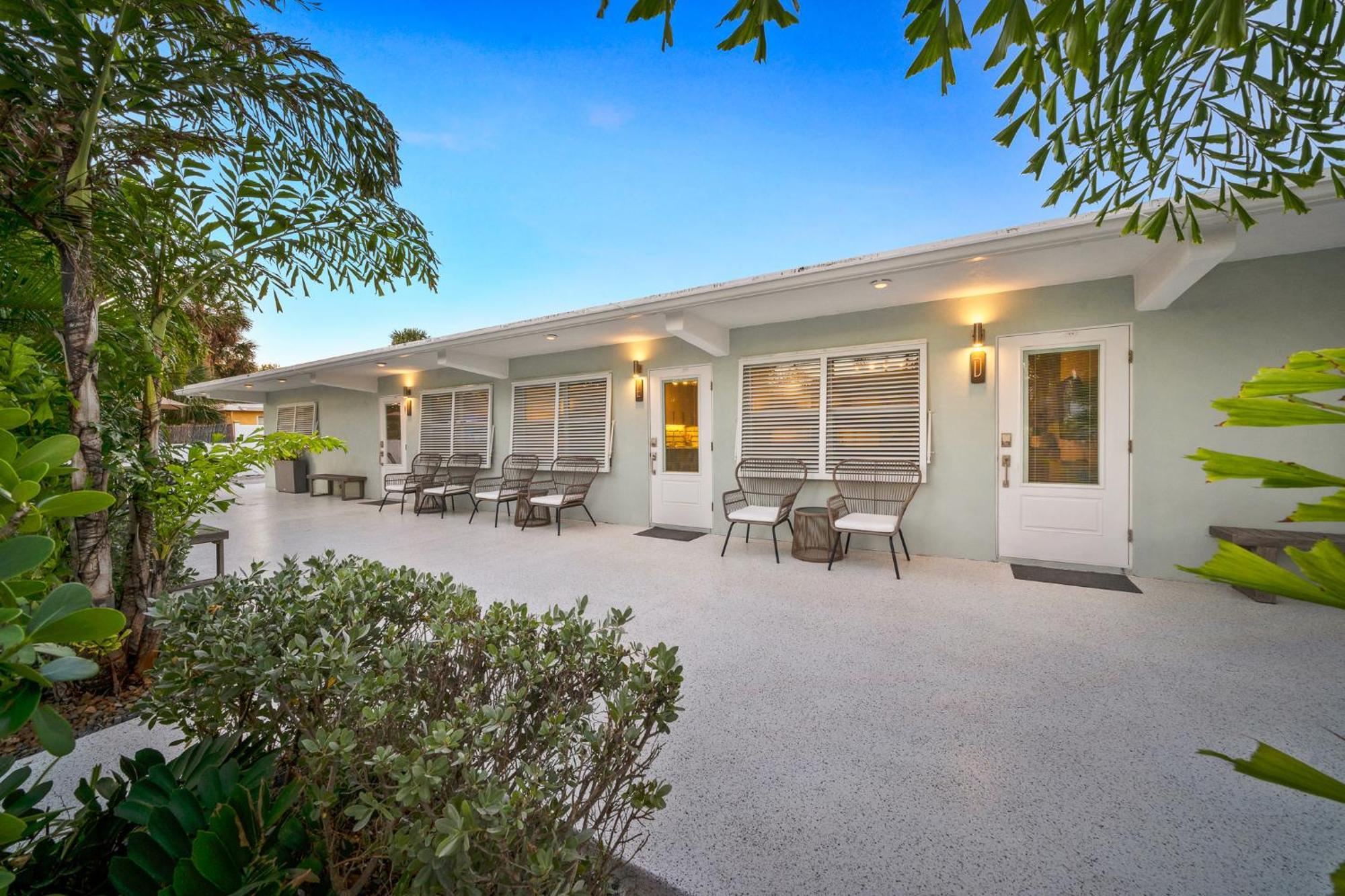 Boutique Vacation Rental Complex At Beach Cocoa Beach Eksteriør billede